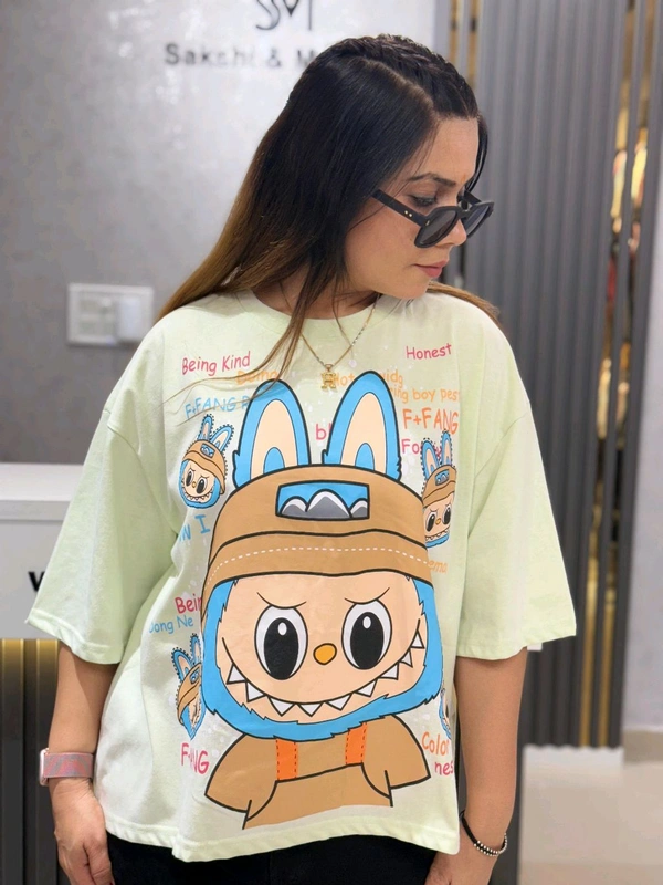 132142 Beautiful Tee With Labubu Detailing