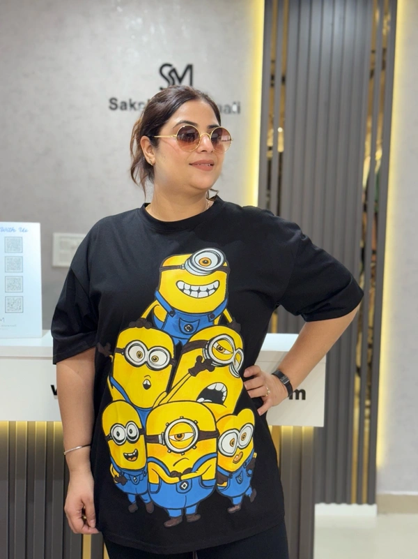 132031 Beautiful Tees With Minions Design