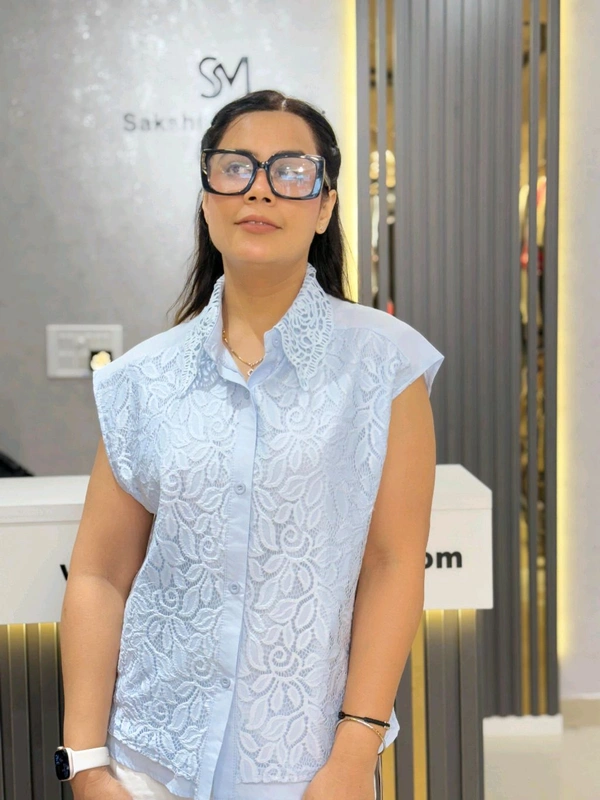 132064 Elegant Cotton Top With Net Detailing