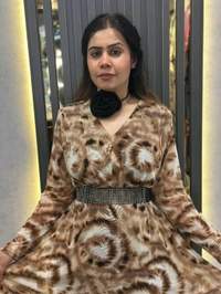 131667 Elegant Dress With Belt