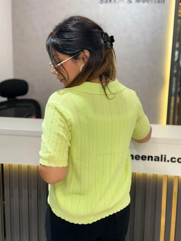 132184 Elegant Knitted 2 Pic Top With Bow Detailing