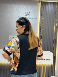 132158 Elegant Knitted Top