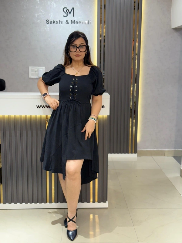 132124 Elegant Lace-Up High-Low Dress