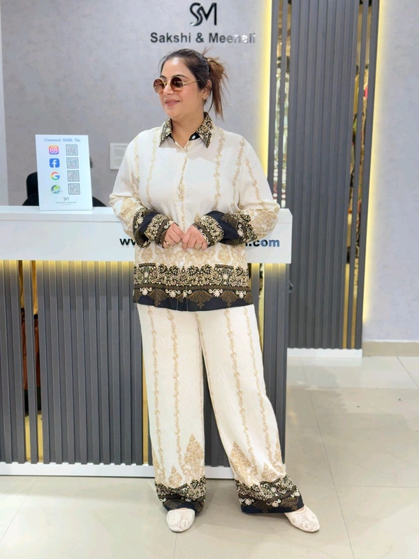 131897 Elegant Summerish Cordset