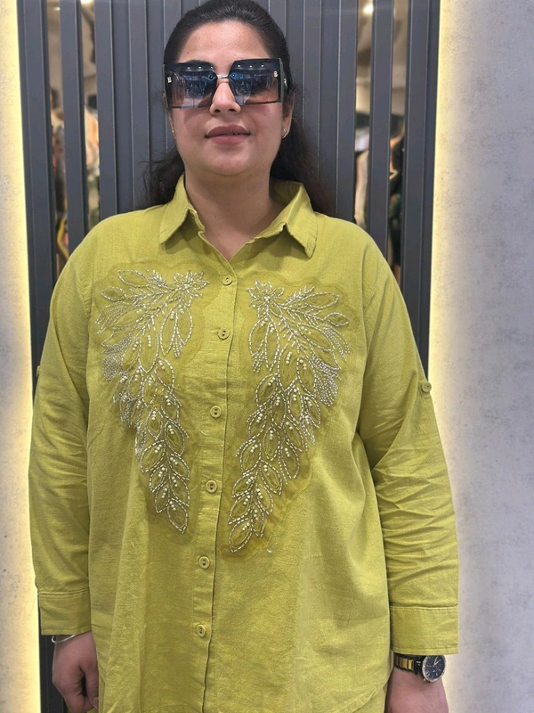 131500 Embroidered Button-Down Cordset – Elegant & Chic