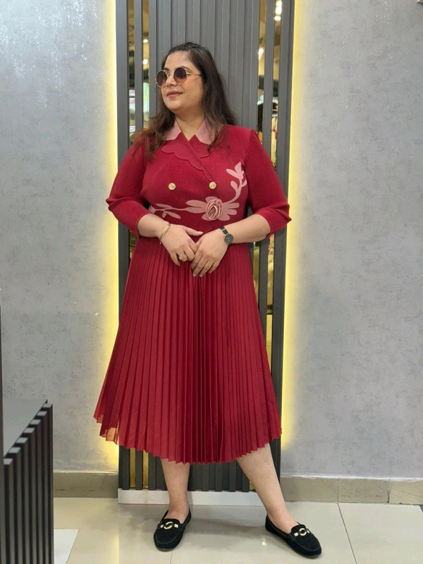131650 Timeless Pleated Midi Dress for Effortless Style