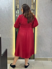 131650 Timeless Pleated Midi Dress for Effortless Style