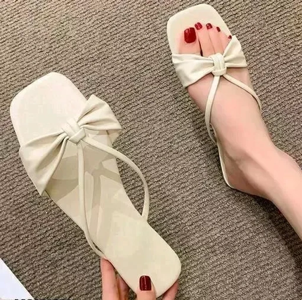 women flats girls flats ladies footwear flats TRT women footwear casual women footwear ethnic flats party wear flats CASUAL FLATS sandals WEDDING FLATS Mo