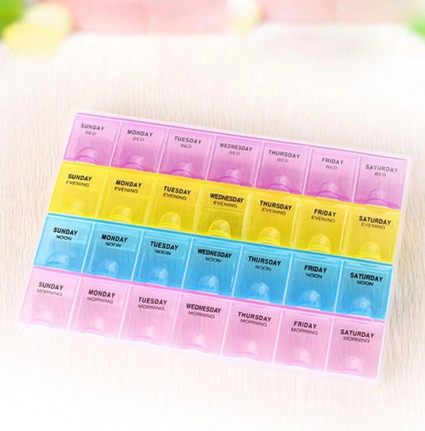 PILL TABLET CASE- 4 ROW 28 SQUARES