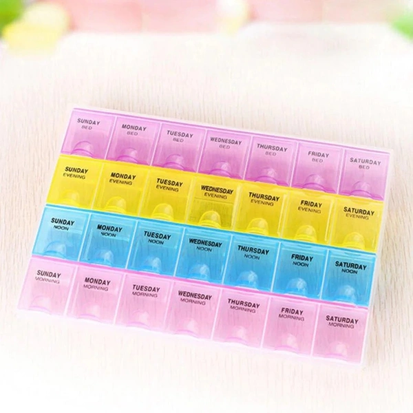 PILL TABLET CASE- 4 ROW 28 SQUARES