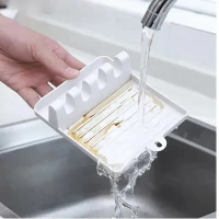 Plastic Oil Spill Spoon Resting Tray, 4 Slots Plastic Spoon Rest Mat Stand Cooking Spatula Holder Tray - Chopsticks Holder, Spoons, Ladles, Kitchen Accessories (Random Color)