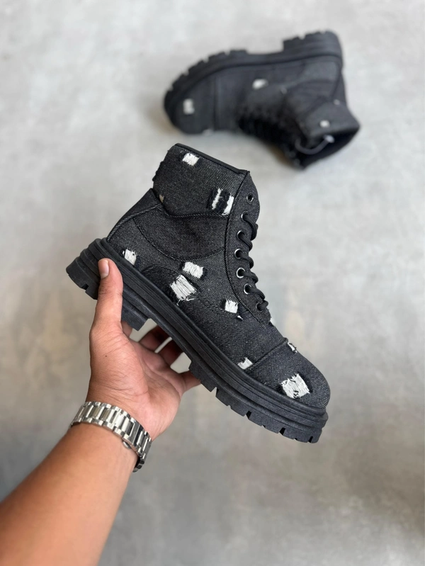 IMPORTED BOOTS 