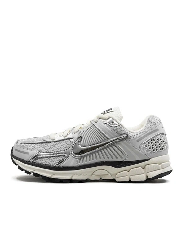 NIKE ZOOM VOMERO PHOTON DUST