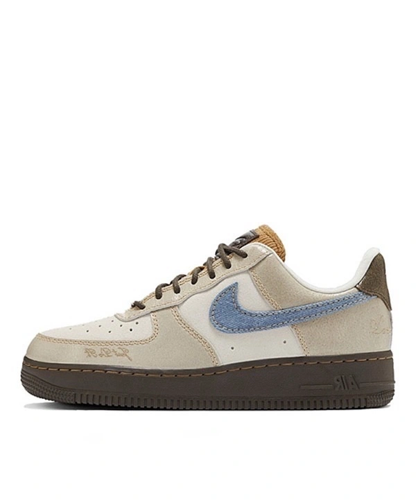 NIKE AIRFORCE ONE LOVE AND PEACE