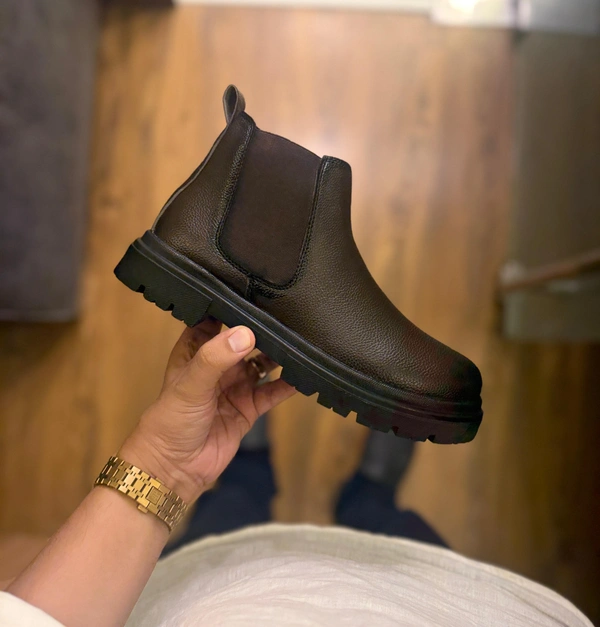 ZARA CHUNKY LEATHER CHELSEA 