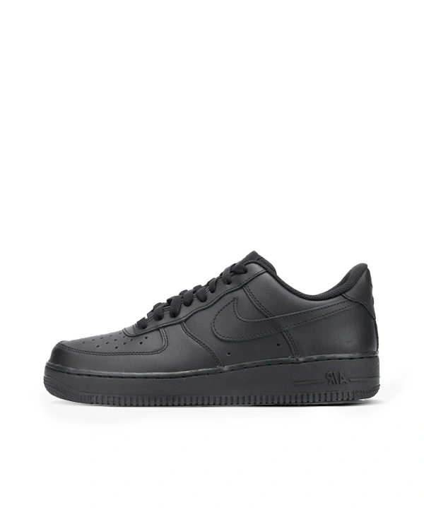 NIKE AIR FORCE 1 ’07 TRIPLE BLACK