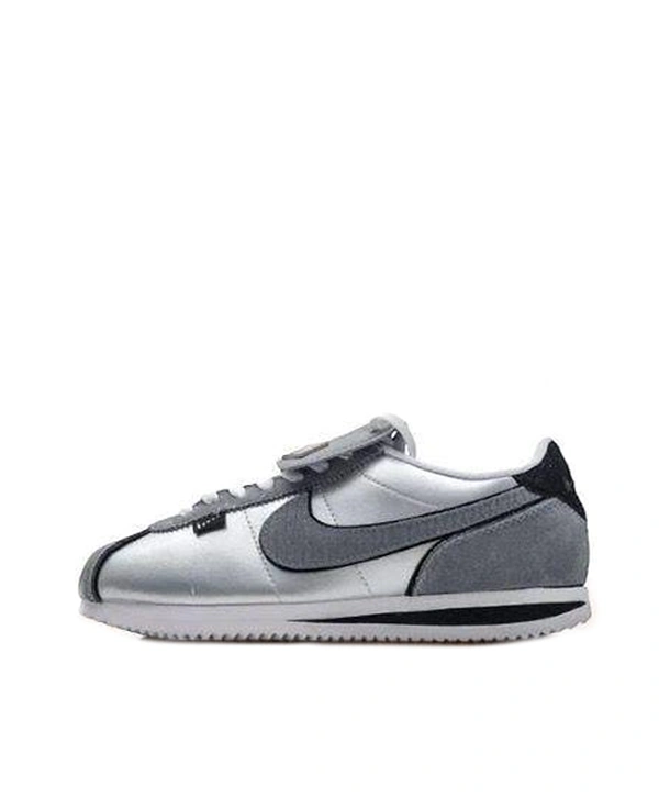 NIKE CORTEZ ALL PETALS UNITED