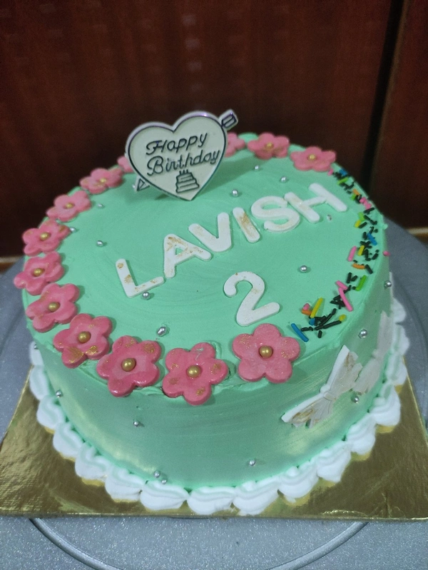 Floral Pink Fondant Vanilla Cake 