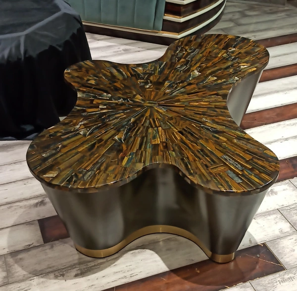 Amoeba Sofa – Modern Curved Luxury Sofa for Contemporary Interiors