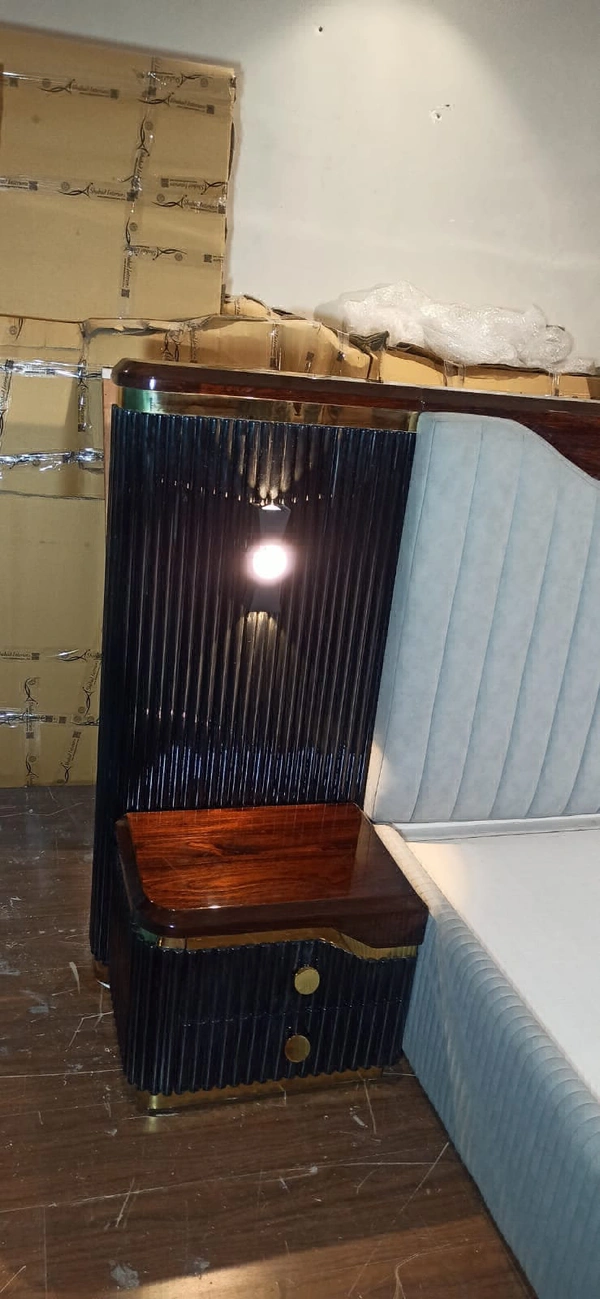 Flute Bed– Contemporary Luxury with Elegant Detailing - Side Tables