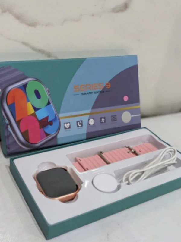 W9 Ultra Smart Watch' 