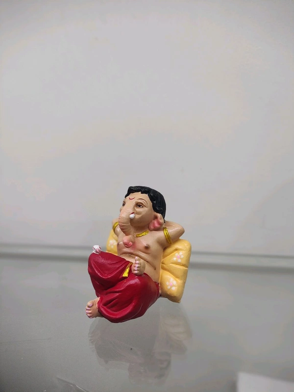 Ushi Balganesh - red