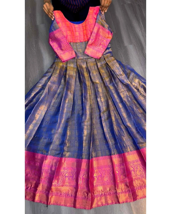 Kanjivaram silk Gown - Free Size, Green