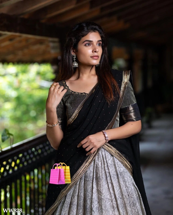 Beautiful Lehenga Choli - M