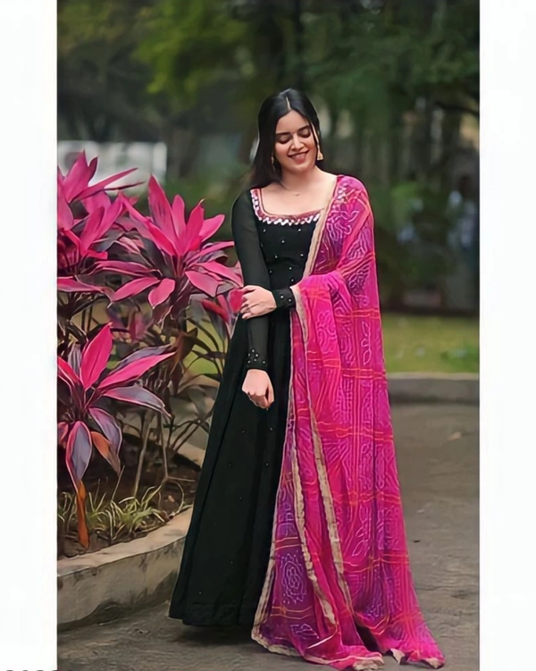 Star Pretty Look Kurti Dupatta Set - 2XL, Black