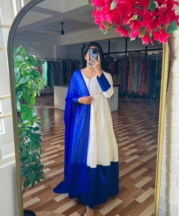 SUPER QUALITY WHITE GOWN DUPATTA - XL