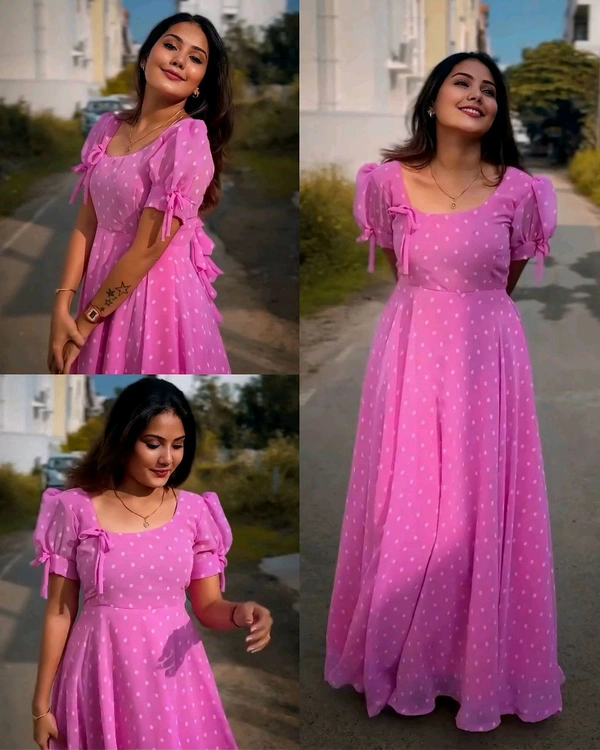 BEAUTIFUL GOWN FOR UPCOMING PARTY'S AND WEDDING OR EVENTS💫 - L