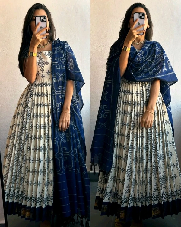 New Design Includes Flared Kurta & Dupatta Set - M