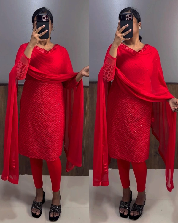 Red Beauty Kurta Set - L