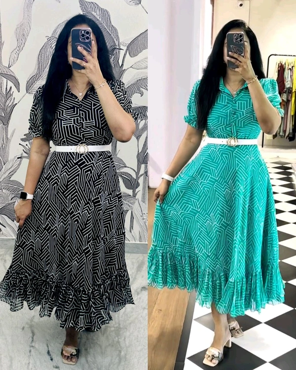 The Elegance ✨🤗 Pair It With A Beautiful Belt
- Black, S