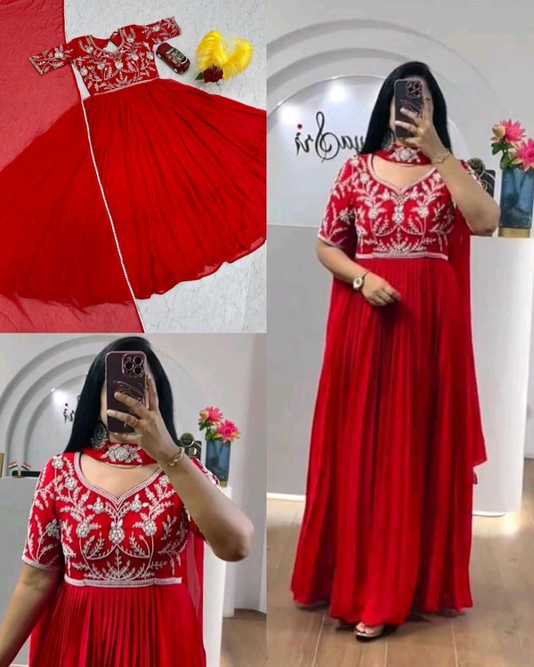 Super Trendy Gown With Dupatta - Red, 2XL