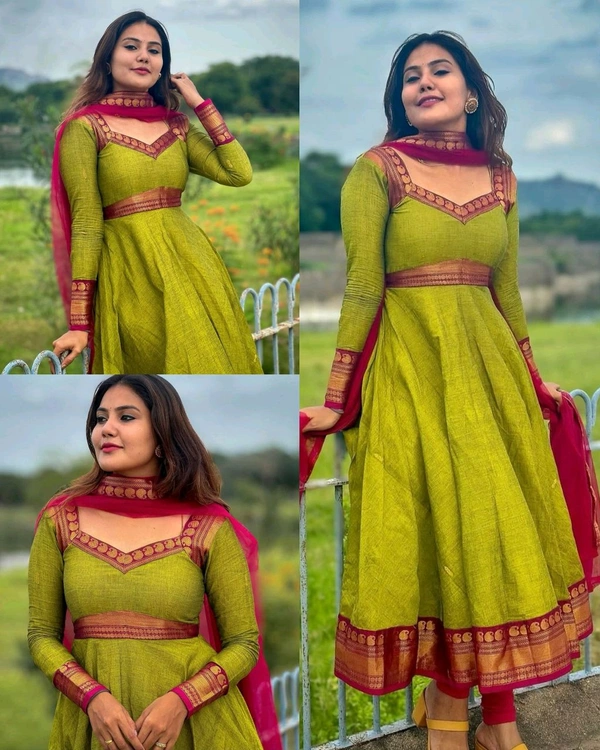 New Super Trendy Traditional Outfit - S