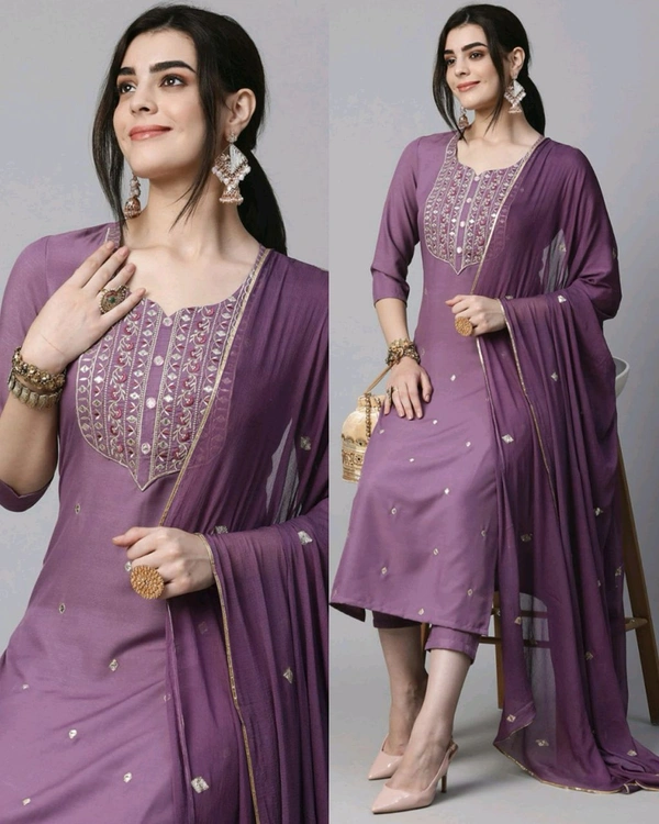 Women's Embroidered Straight Kurta With Pant & Dupatta - Light Wisteria, M