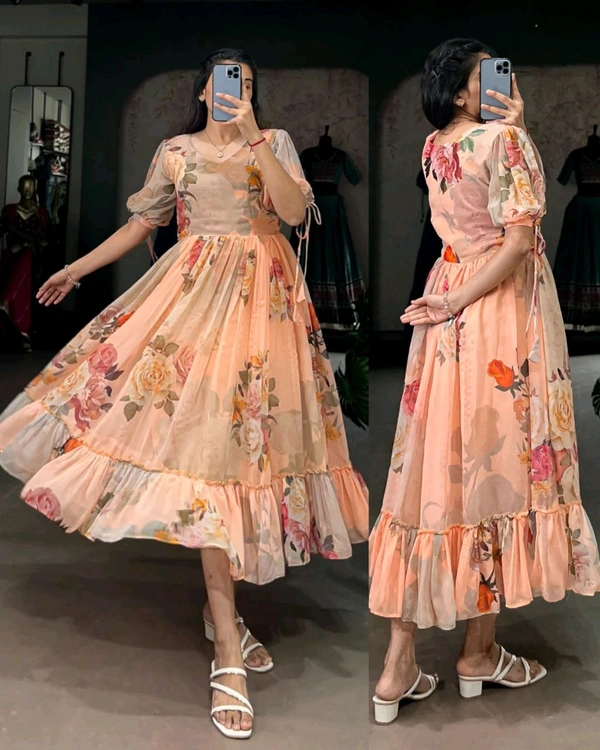 BEAUTIFUL FLORAL MAXI 🌺 🌺 - Peach, XL