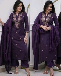 Trendy Purple Kurti With Dupatta & Bottomwear
- XL