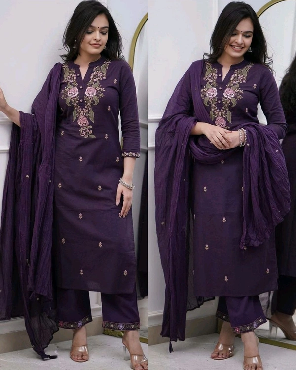 Trendy Purple Kurti With Dupatta & Bottomwear
- 2XL
