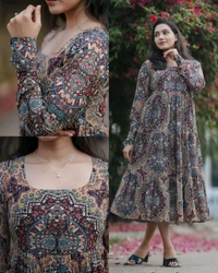 Perfect for various occasions western dresses, from casual outing
- S