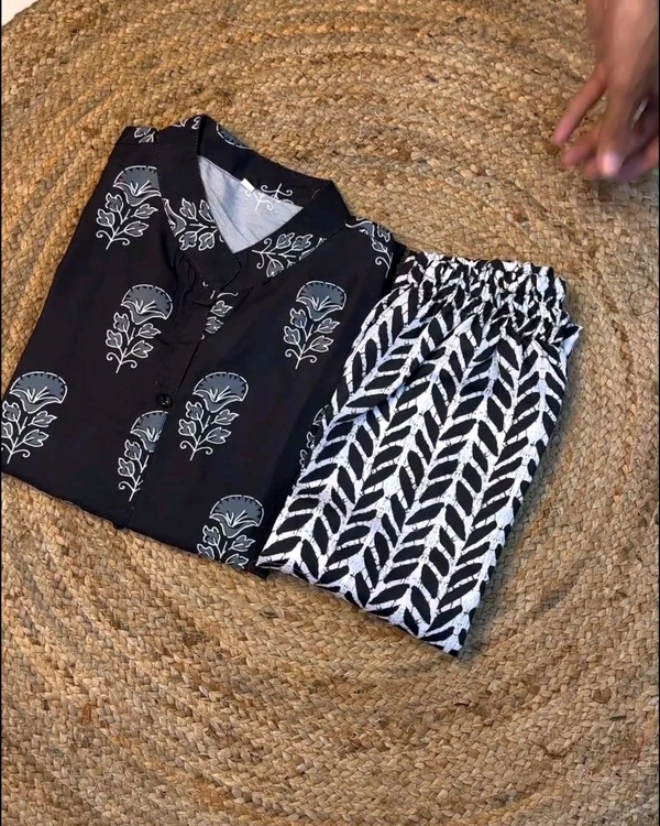 Launching Designer Co-Ords set in *Aline kurti pattern paired with Ankle length pant - Black & White, XL