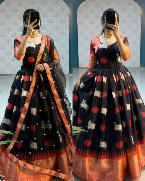 KANCHIPURAM Gown With Duppata - Black, L