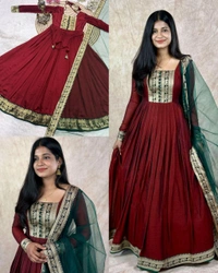 New Super Trendy Traditional Outfit - Green, S