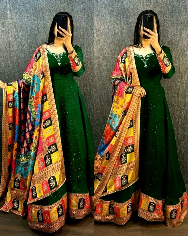 Black Beauty💣 With Colours - Green, 2XL