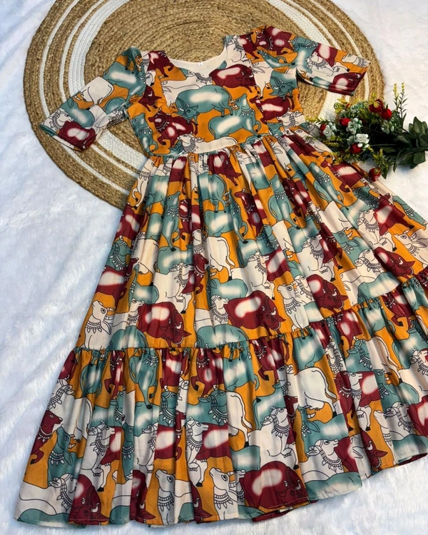 This beautiful kalamkari printed maxi gown made with soft cotton fabric and feeding zip also attached - Mango Tango, L