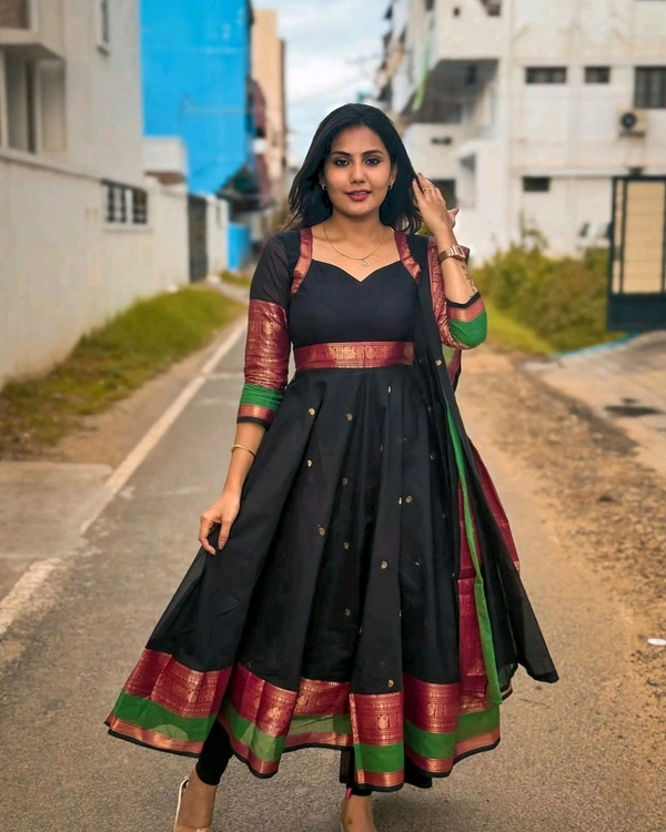 This Gown Duptta made from Silk Cotton fabric with Jacquard Weaving Jari and silk Cotton Duptta with 3 mtr Flair - S