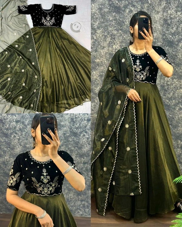 Trendy Pretty Womens Gown With Dupatta - Verdun Green, 3XL