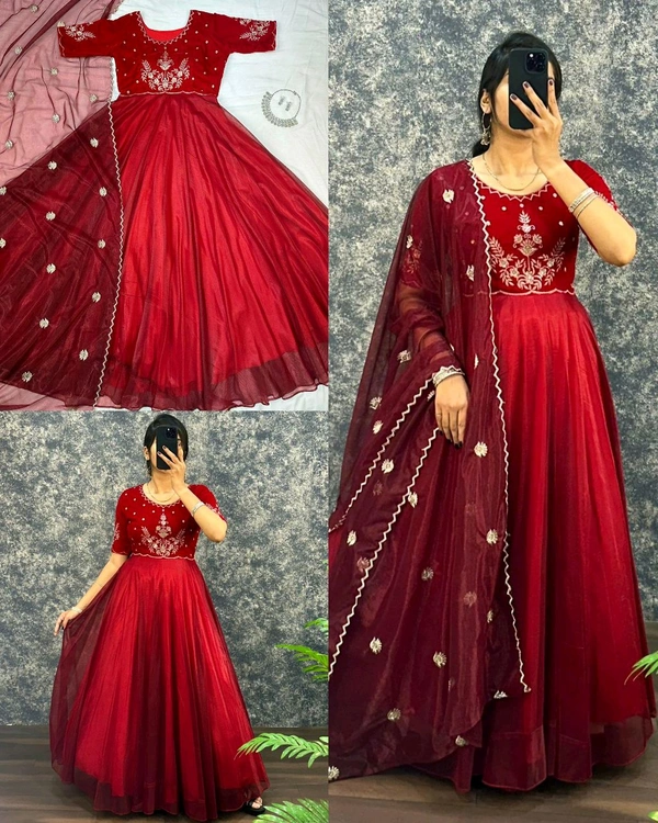 Trendy Pretty Womens Gown With Dupatta - Red, 3XL