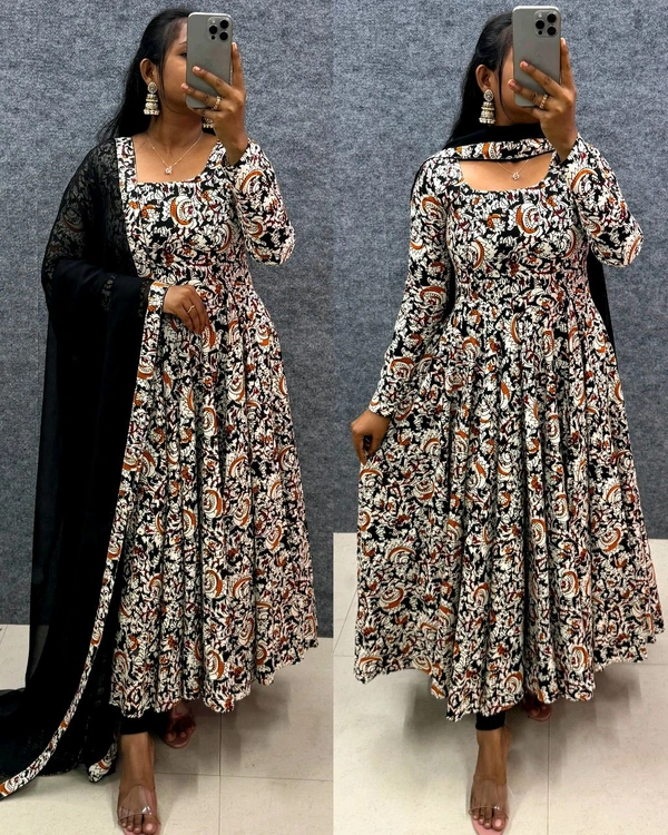 Traditional Kalamkari Graceful Anarkali crafted with modern elegance
- Black, L